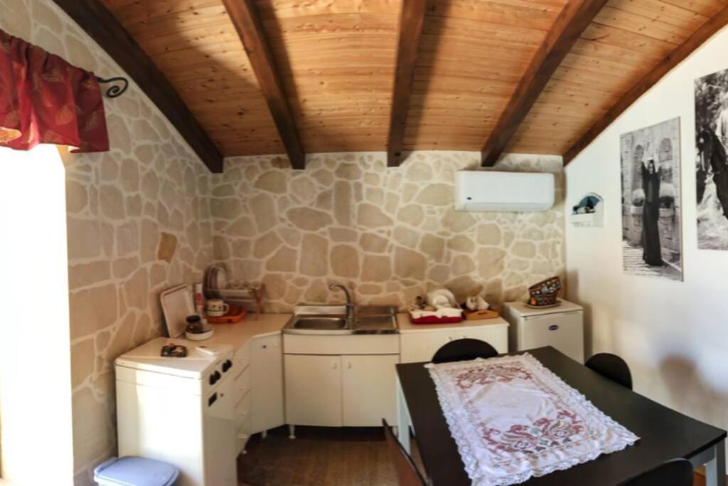 Villa Neli, Palazzolo Acreide, Siracusa, Hot Tub, Wi-Fi & Parking Eksteriør bilde