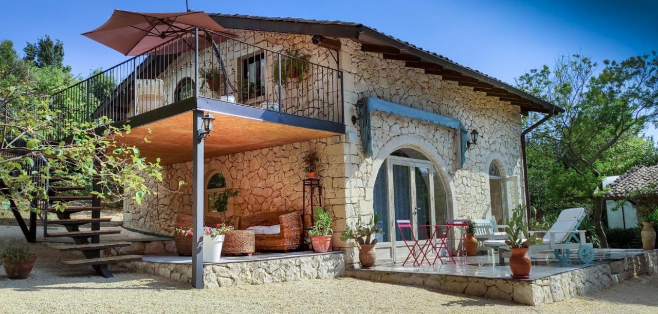 Villa Neli, Palazzolo Acreide, Siracusa, Hot Tub, Wi-Fi & Parking Eksteriør bilde