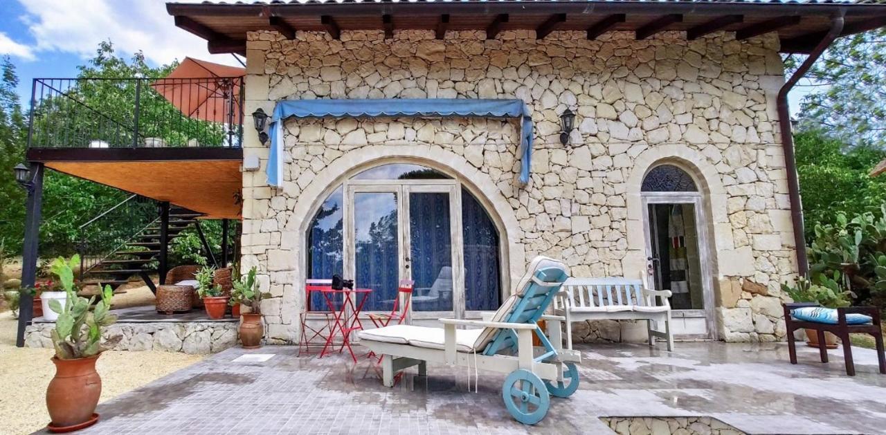 Villa Neli, Palazzolo Acreide, Siracusa, Hot Tub, Wi-Fi & Parking Eksteriør bilde